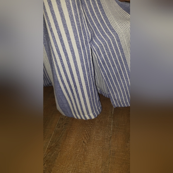 Gianni Bini High waisted  blue and white  Striped   wide leg pants sz S - Picture 2 of 8